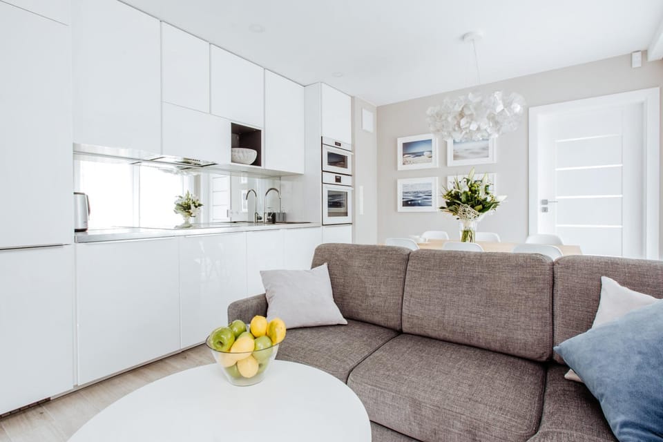 Kitchen or kitchenette, Living room