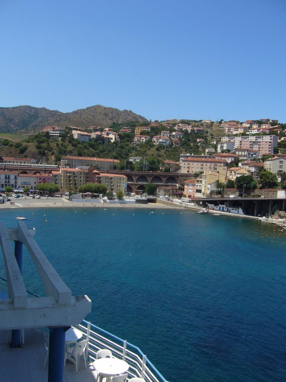 Sea view, Area and facilities