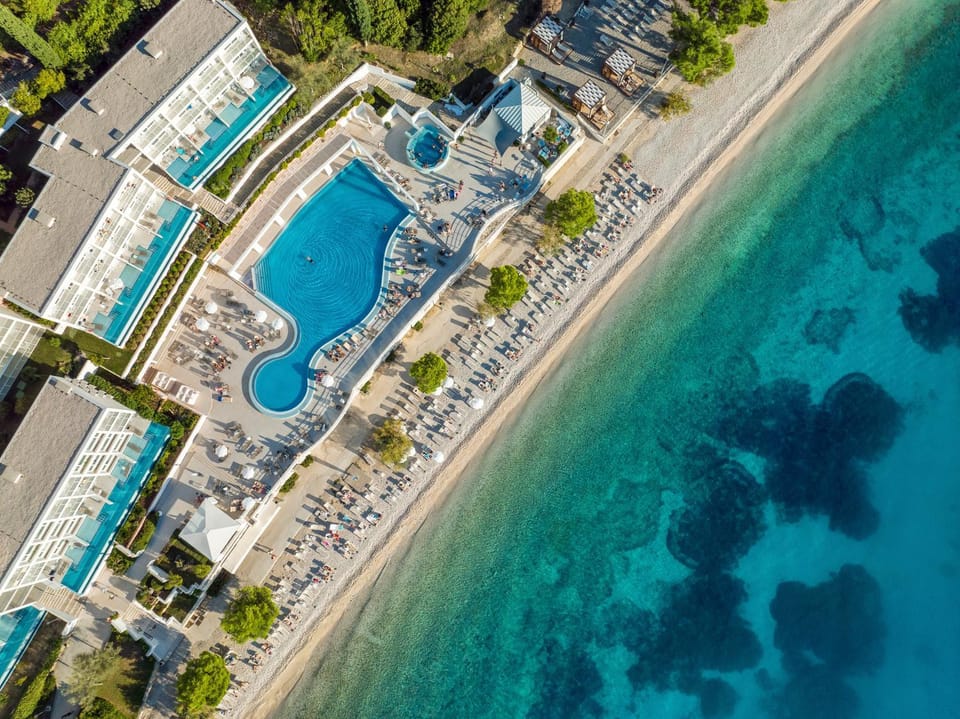 Property building, Swimming pool