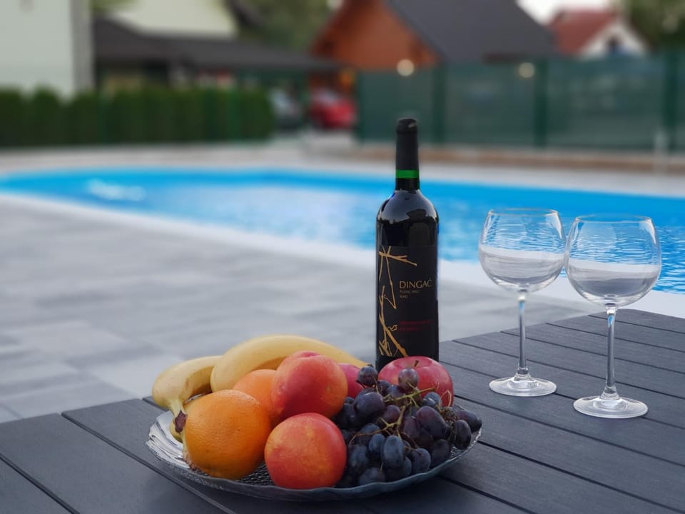 Pool view, Swimming pool, Swimming pool