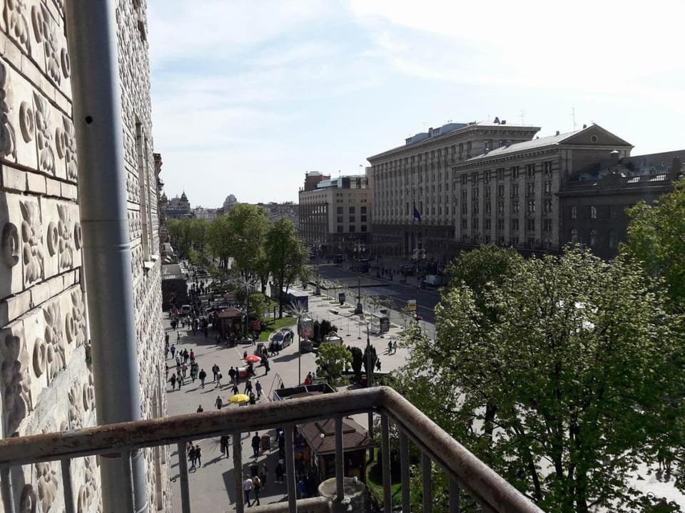 City view, Street view