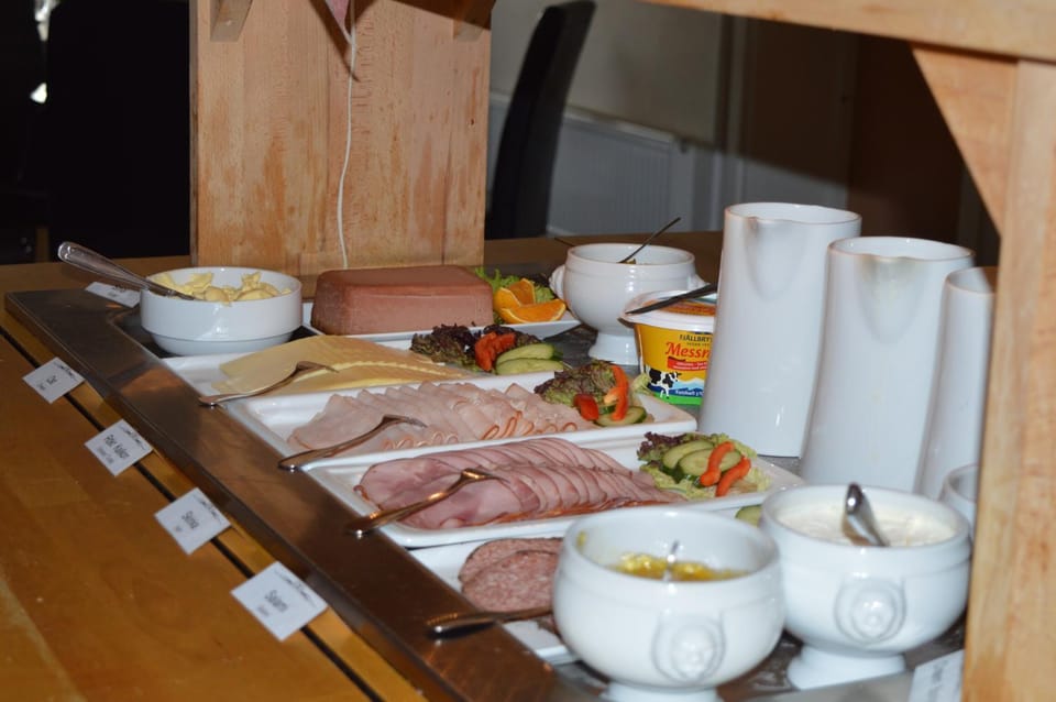 Buffet breakfast