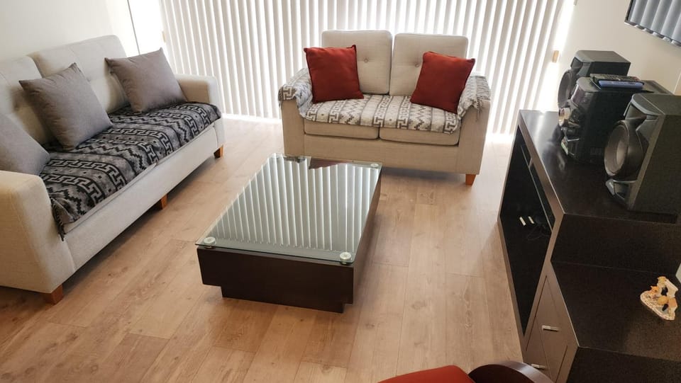 Miraflores Modern Baja Balta Apartment in Miraflores