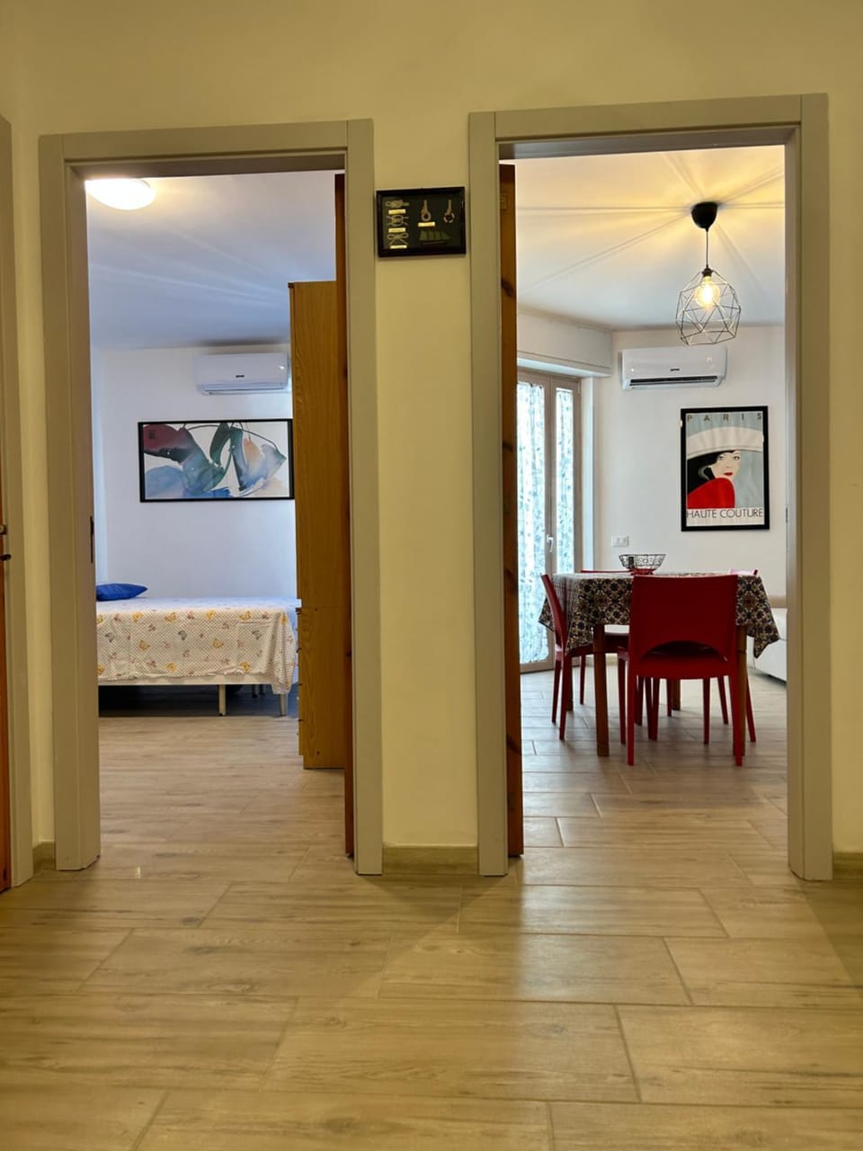 Photo of the whole room