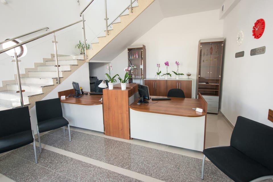 Lobby or reception, Lobby or reception