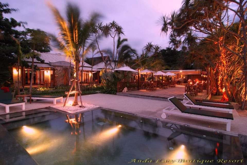 Restaurant/places to eat, Facade/entrance, Swimming pool