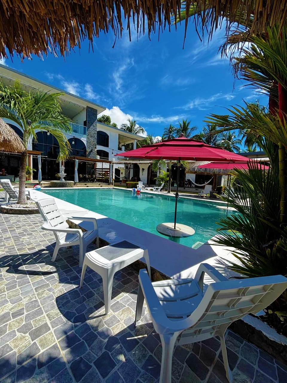 Day, Swimming pool