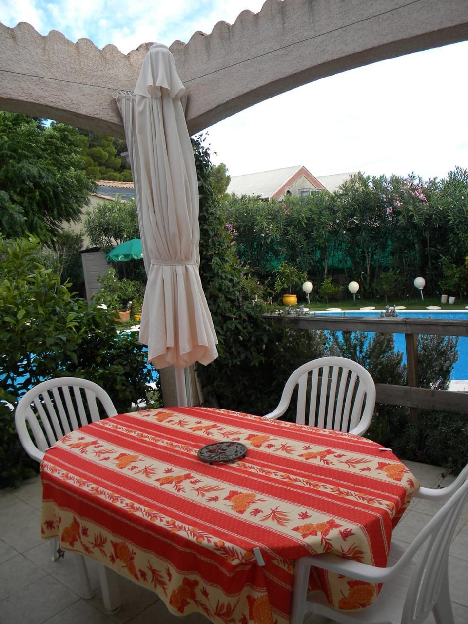 Property building, Patio