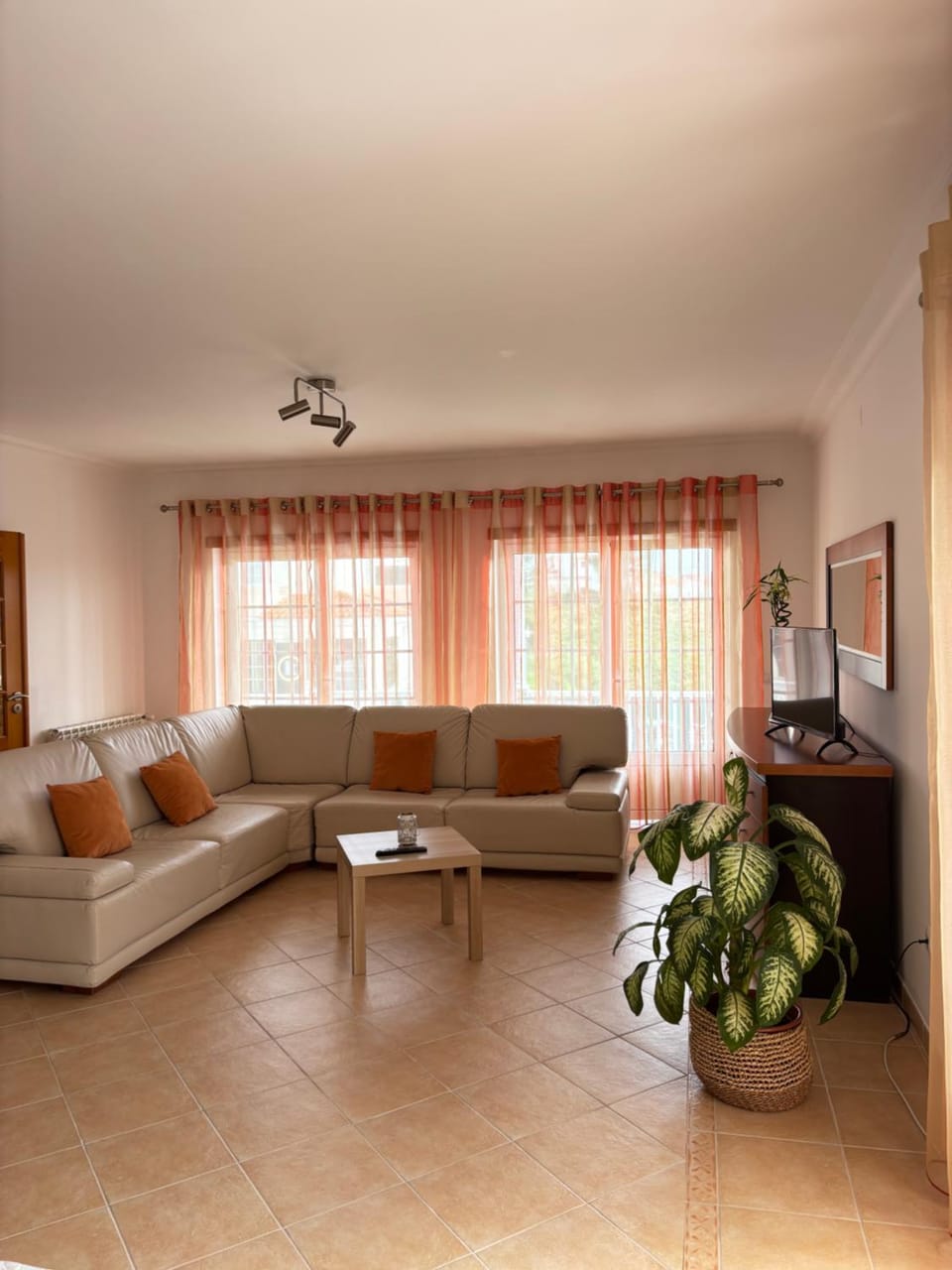 Vivenda Godinho Vacation rental in Nazaré