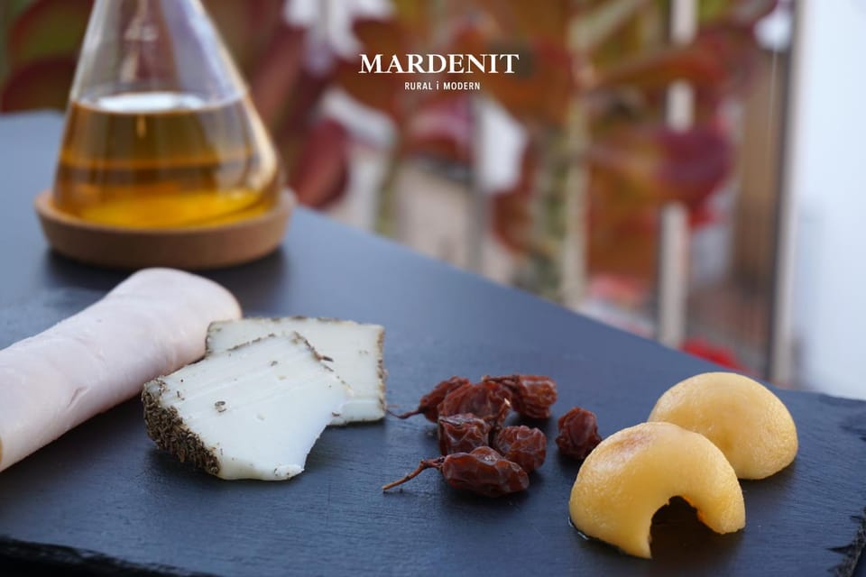 Balcony/Terrace, Food