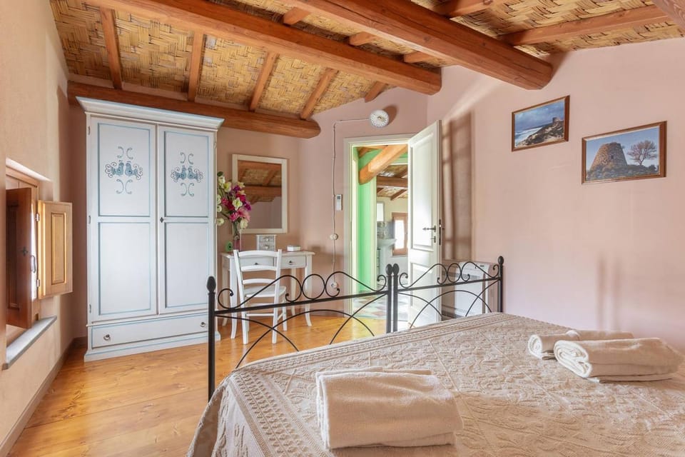 Antica dimora dell'Arcolaio - F4856 House in Sardinia