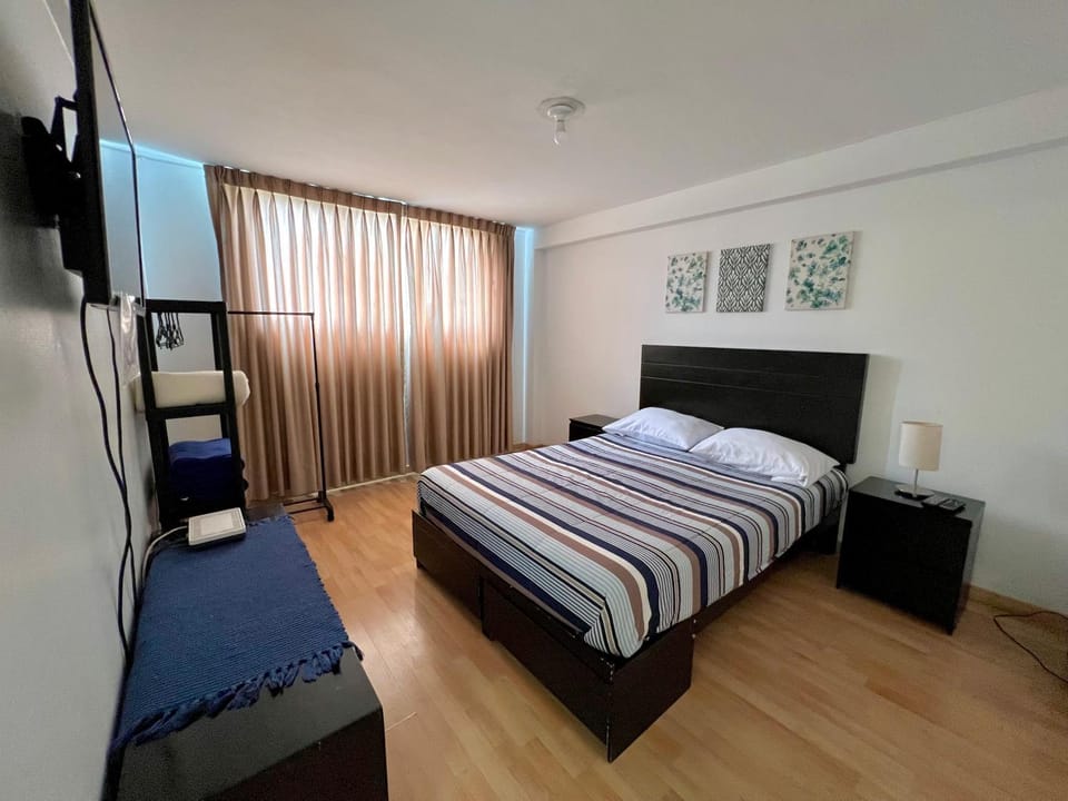 Lima Mini Aparts Monterrico - Cerca Embajada EEUU Apartment in La Molina