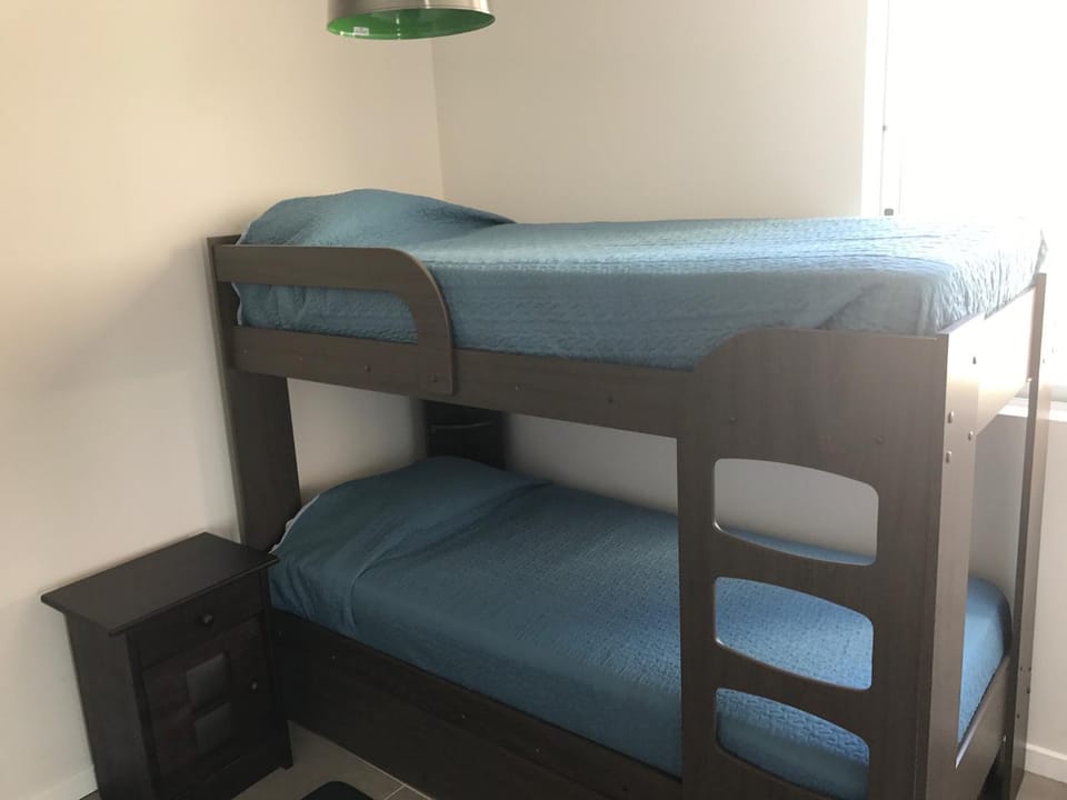 bunk bed