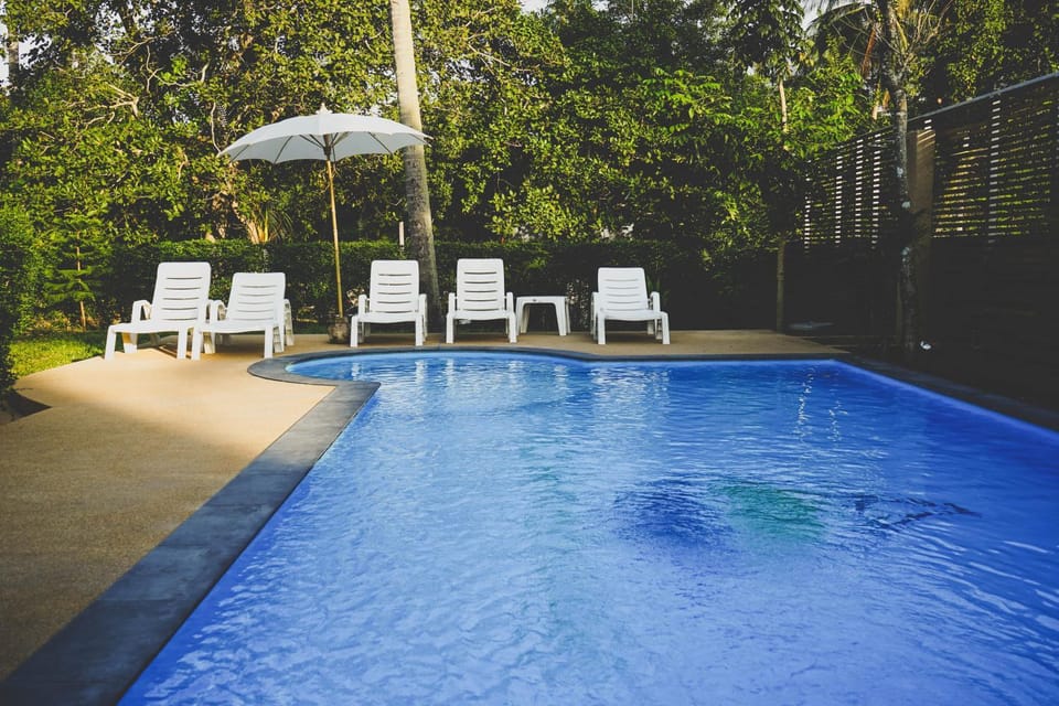 Summer, On site