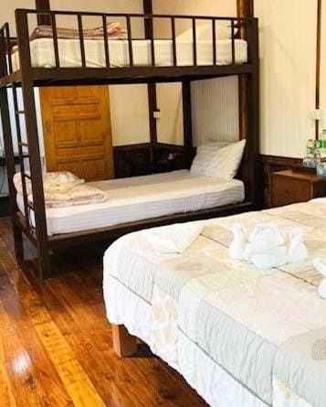 bunk bed