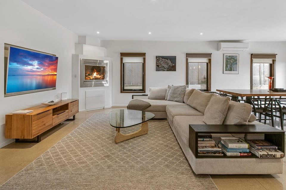TV and multimedia, Living room