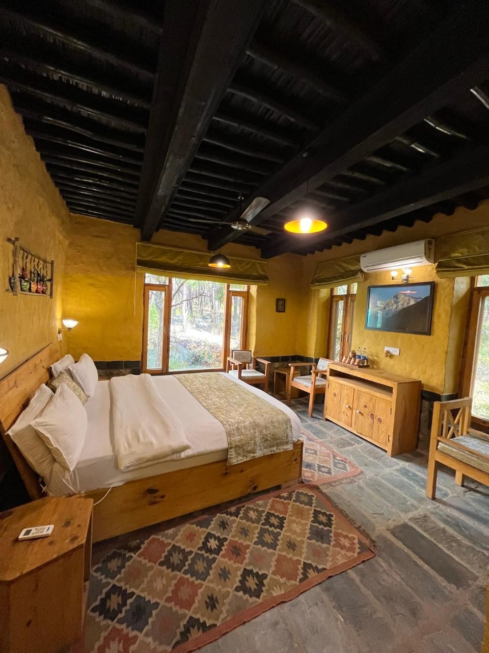 Bed, Photo of the whole room