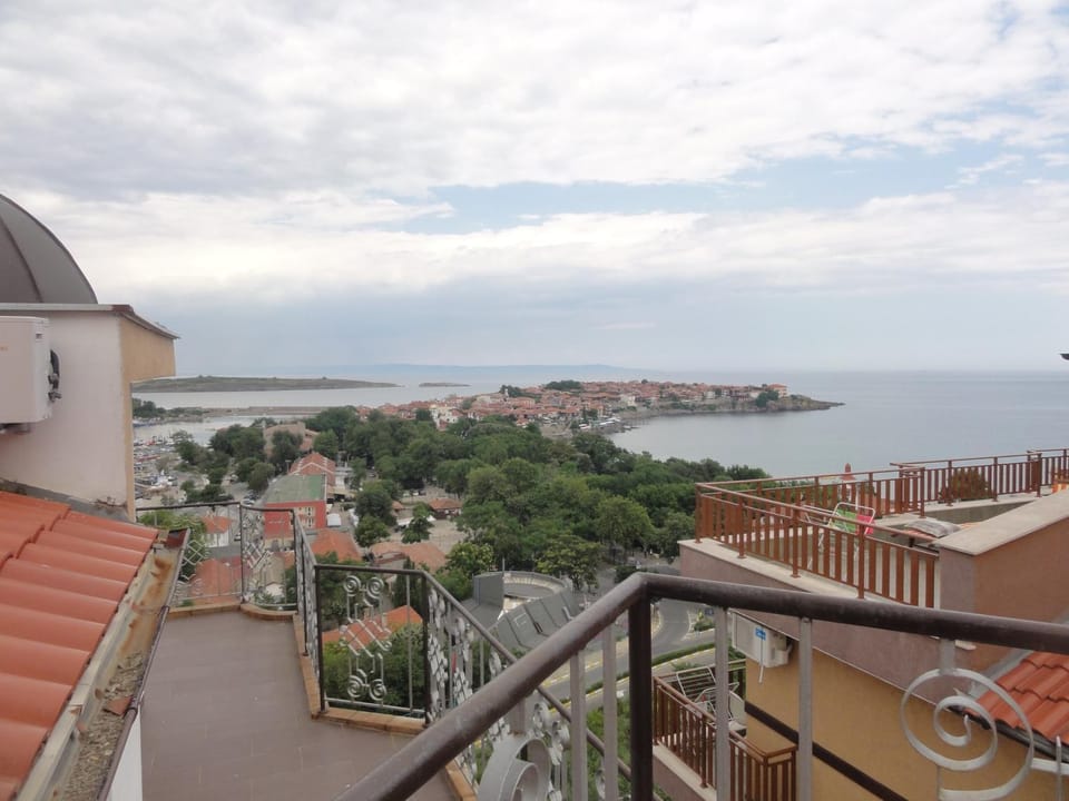 Balcony/Terrace, City view, Sea view