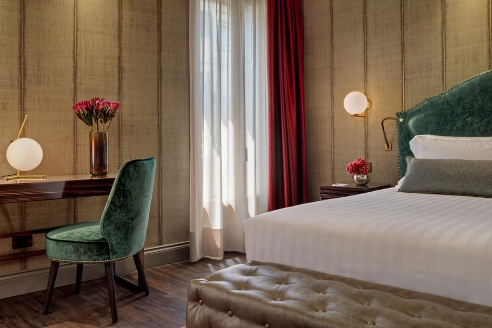 Bed, Photo of the whole room