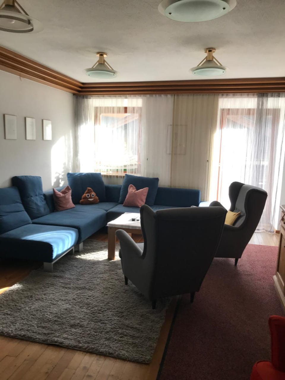 Property building, Seating area