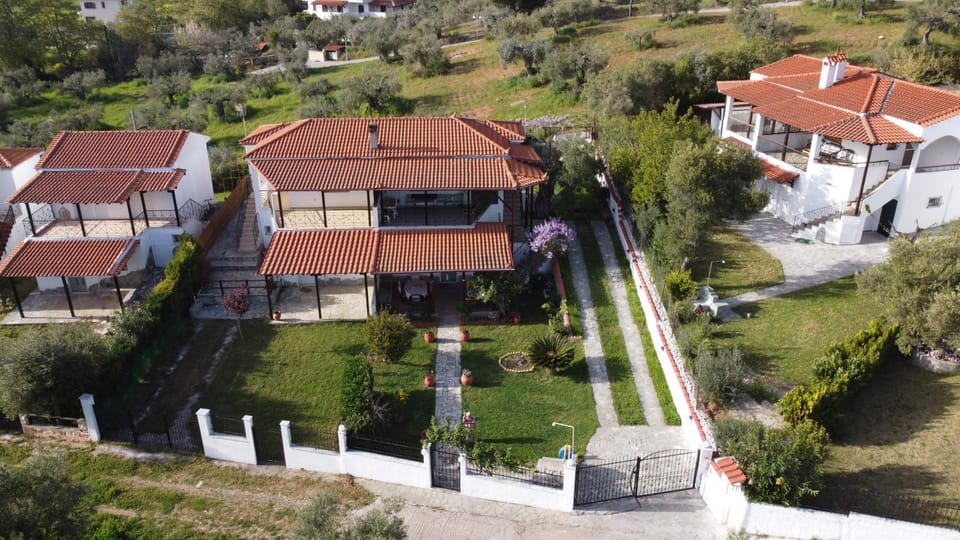 Property building, Bird's eye view