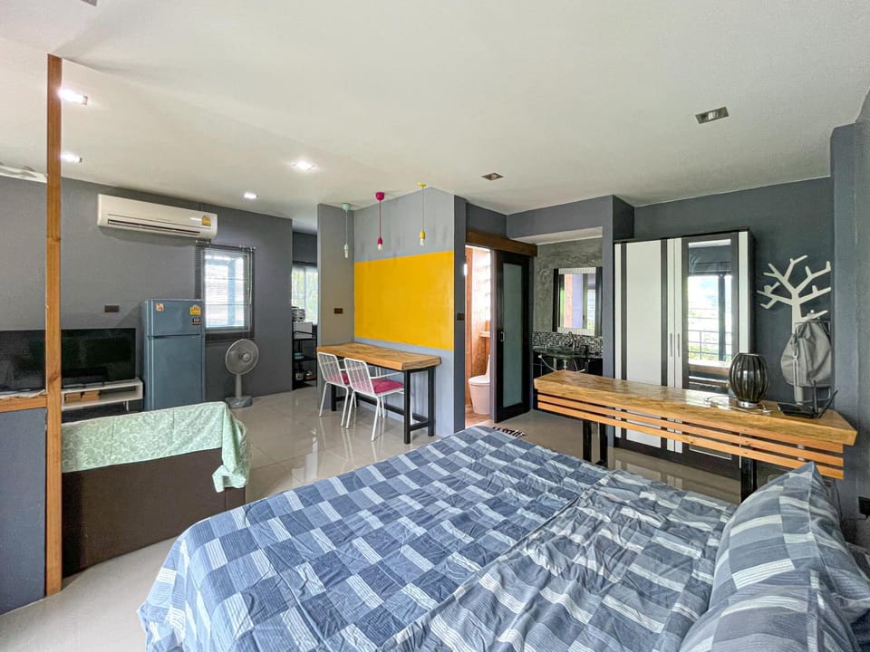 Photo of the whole room