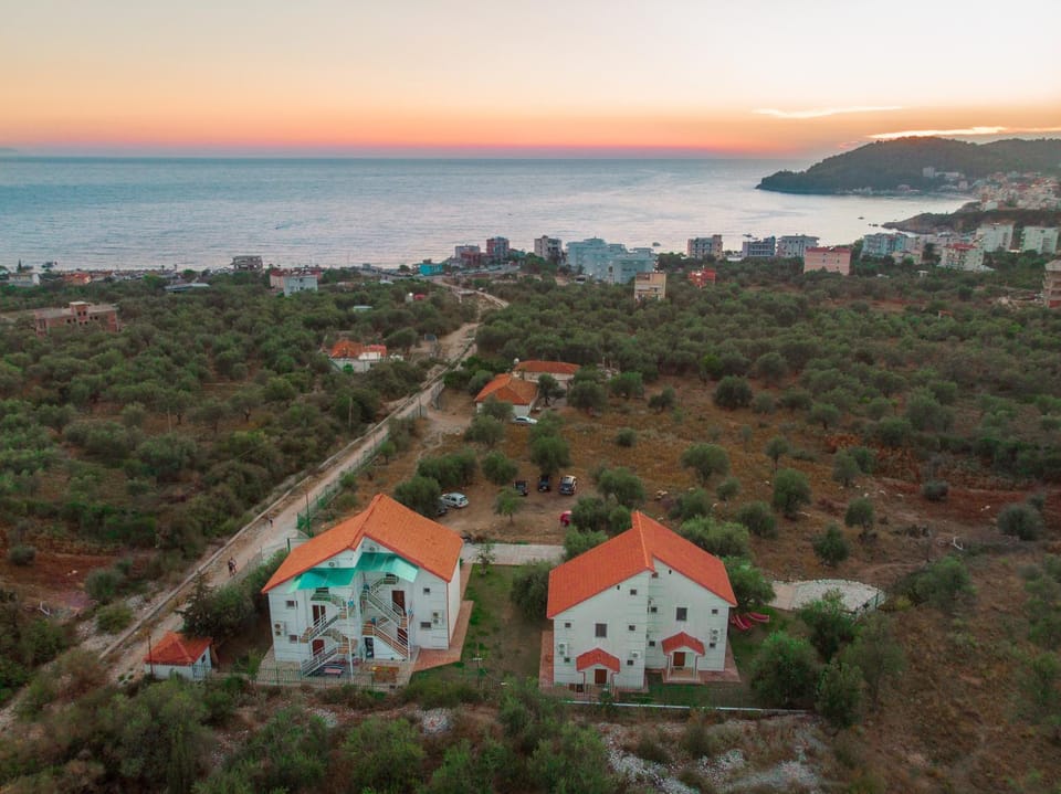 Property building, Natural landscape, City view, Mountain view, Sea view, Sunrise, Sunset