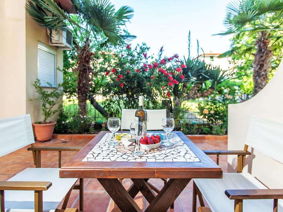 Garden, Balcony/Terrace