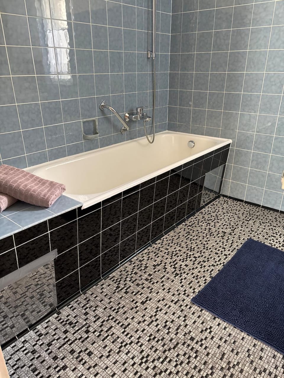 Bathroom, Bath