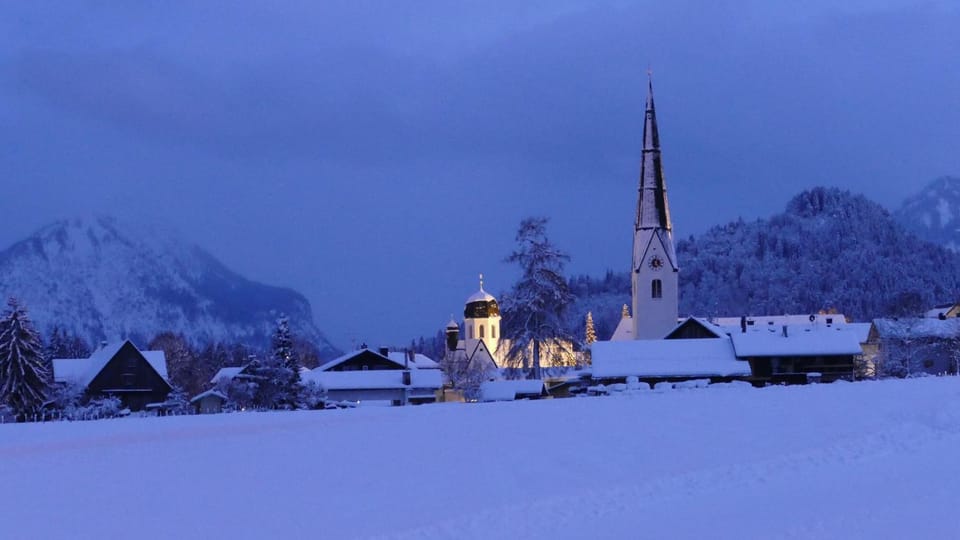 Neighbourhood, Natural landscape, Winter