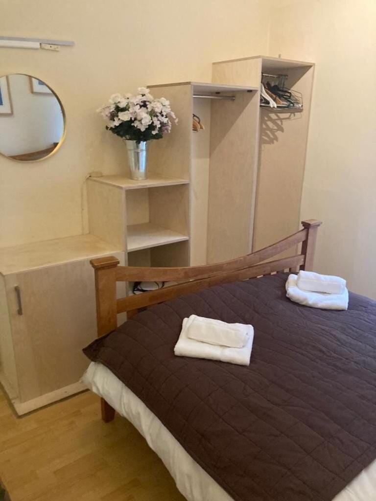 Bed, Bedroom