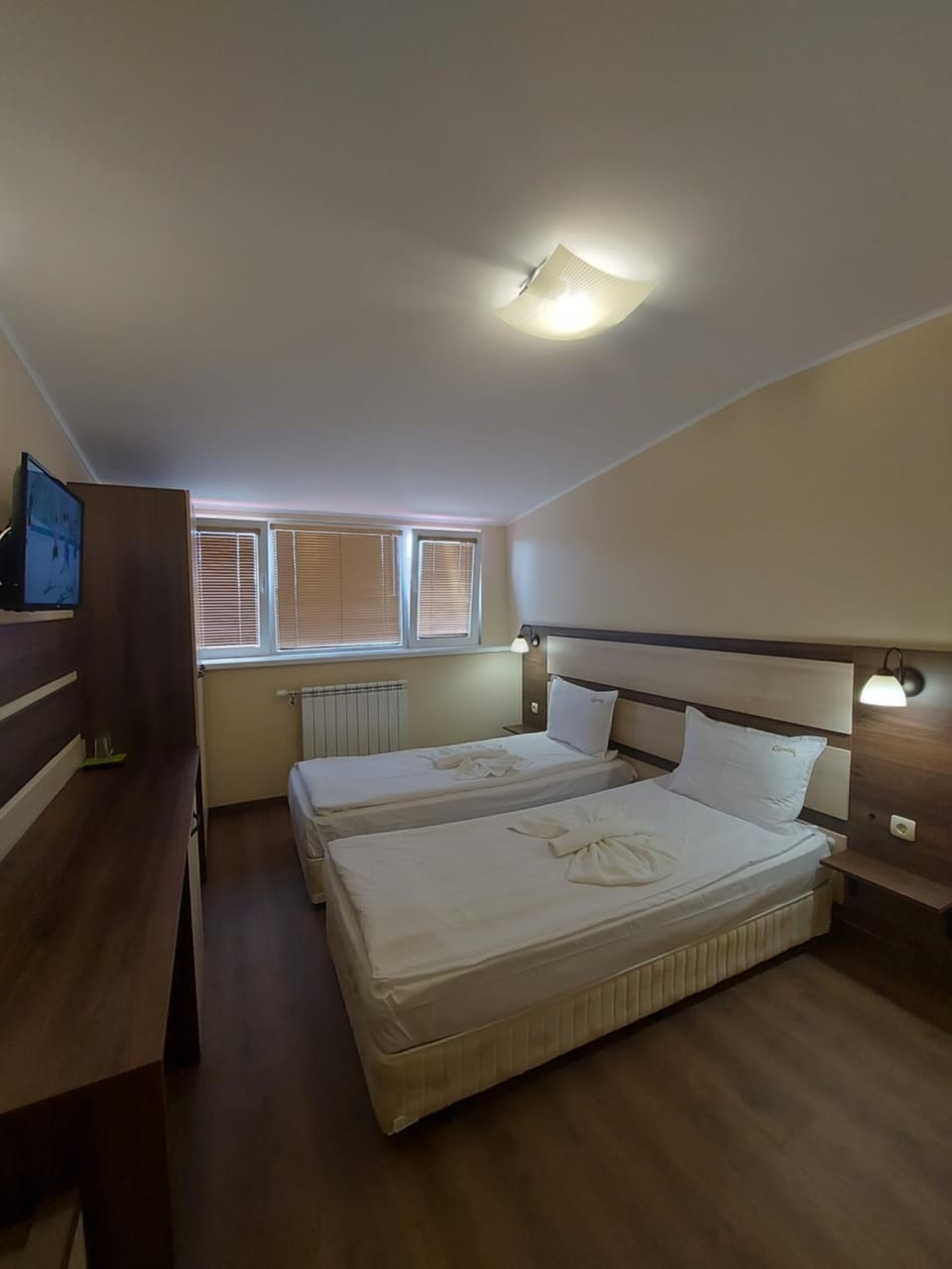 Bed, Photo of the whole room