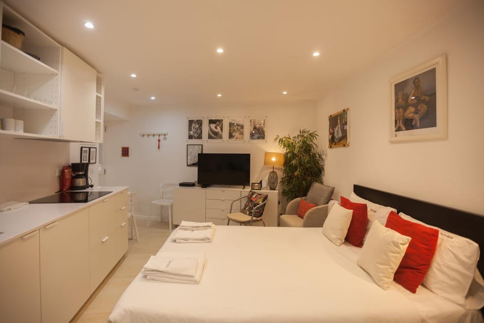 FLH Casa Carol Mouraria Apartment in Lisbon
