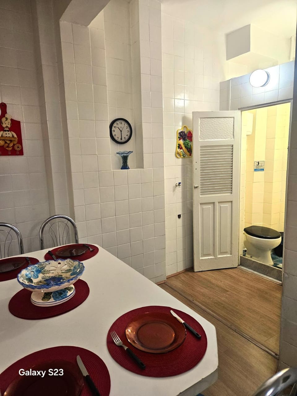 Bathroom, Dining area