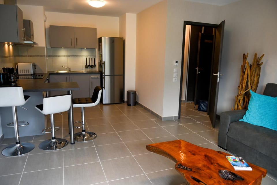 Lounge or bar