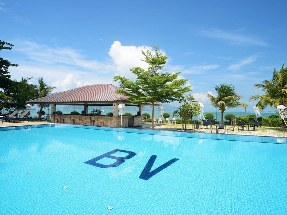 Sea view, Swimming pool
