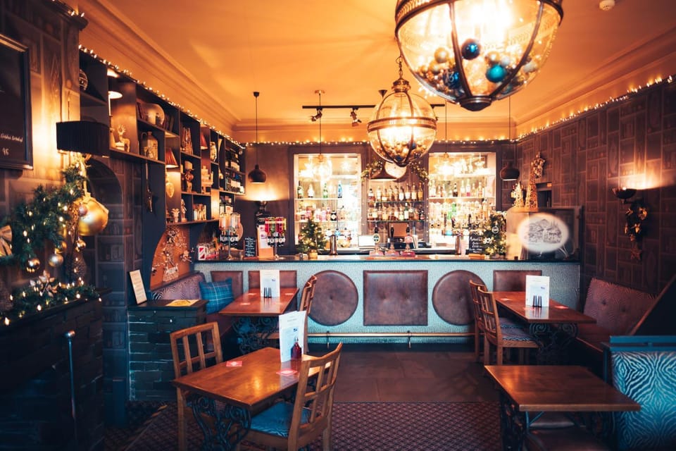Restaurant/places to eat, Lounge or bar, Food and drinks, Drinks
