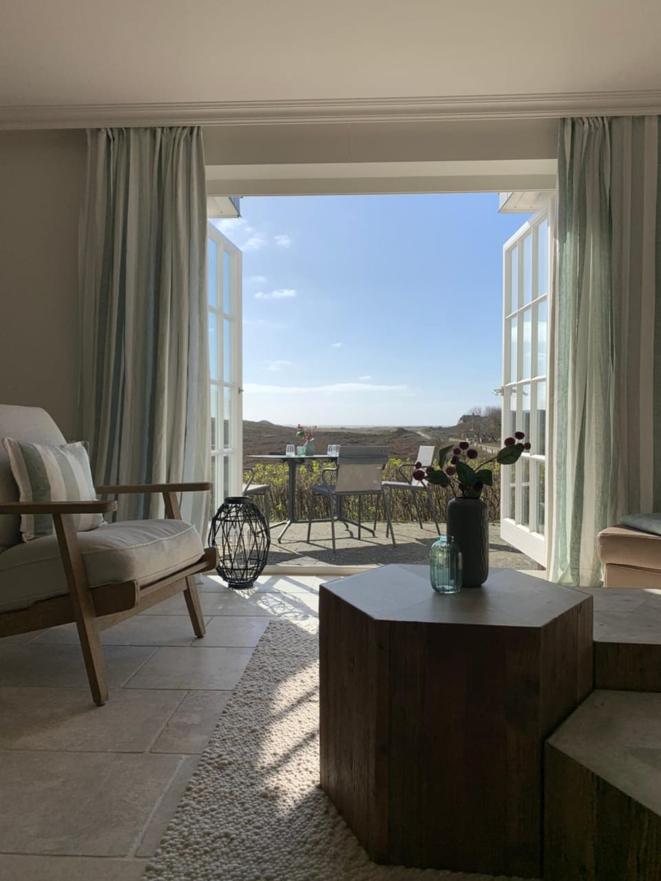 Natural landscape, View (from property/room), Balcony/Terrace, Living room, Seating area