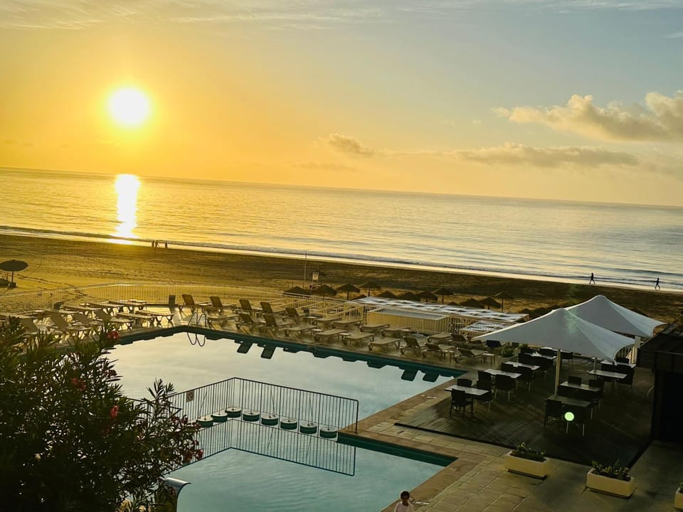Beach, Swimming pool
