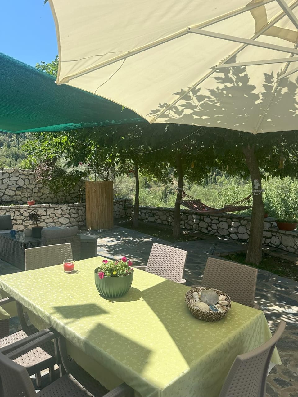 Seating area