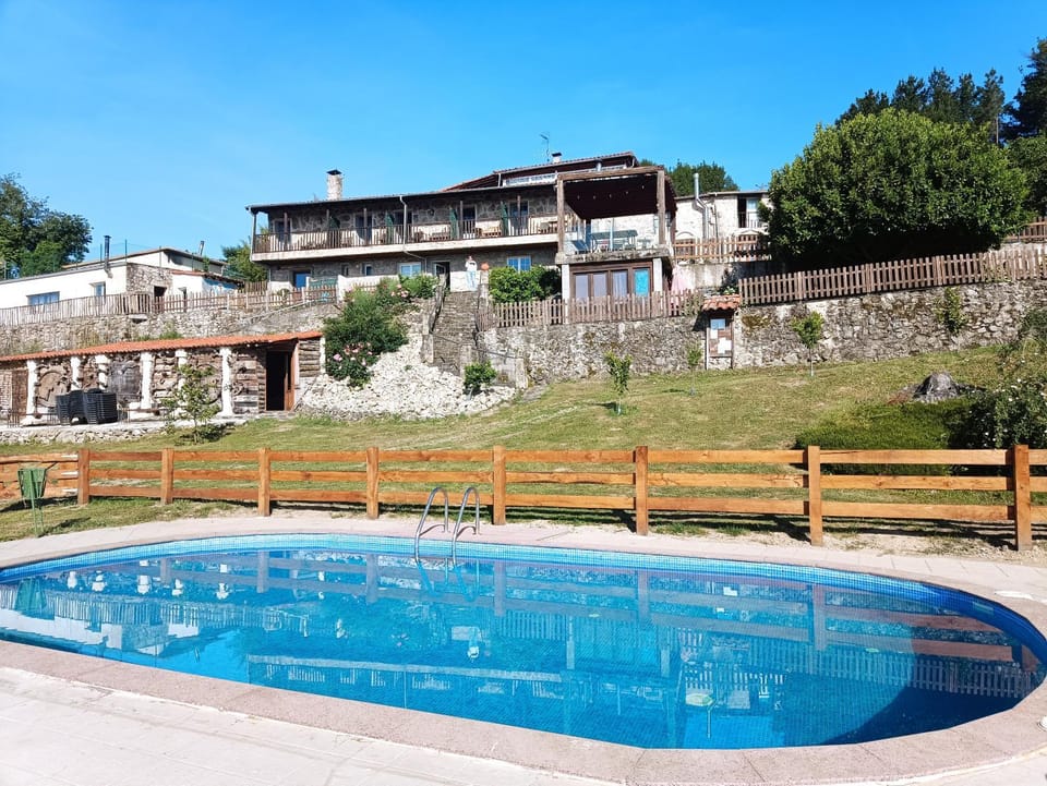 Casa dos Muros turismo rural y actividades en la Ribeira Sacra Country House in Galicia