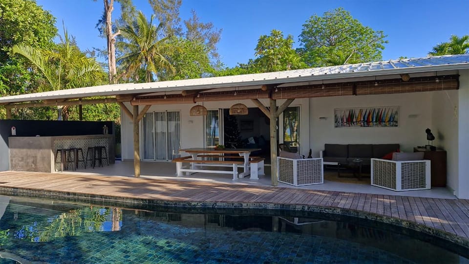 Property building, Dining area, Swimming pool