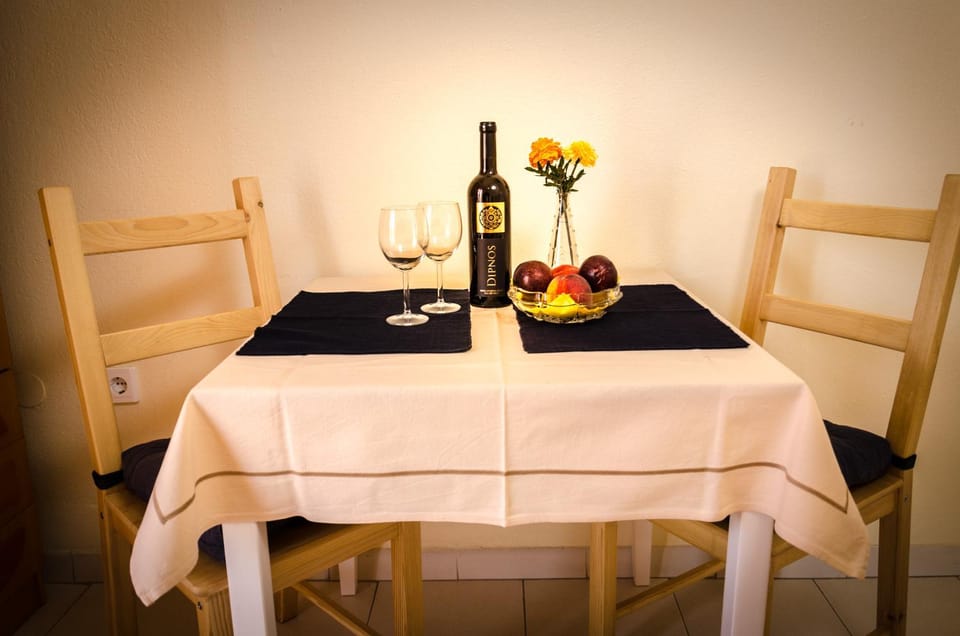 Patio, BBQ facilities, Garden