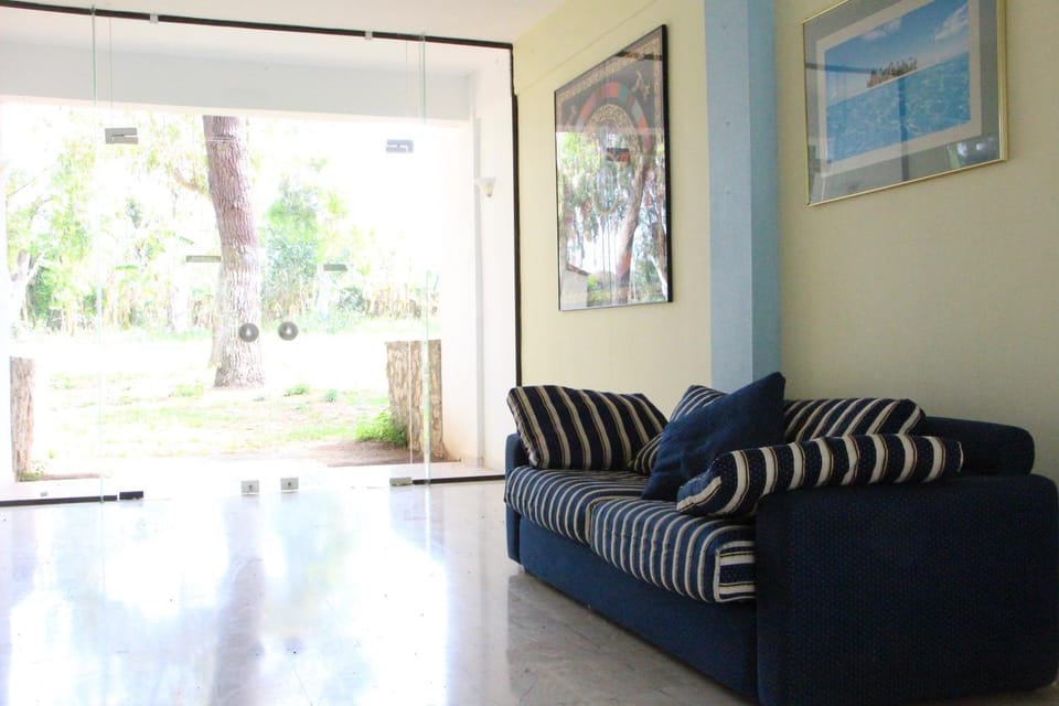 Hotel Dougas Bed and Breakfast in Peloponnese, Western Greece and the Ionian