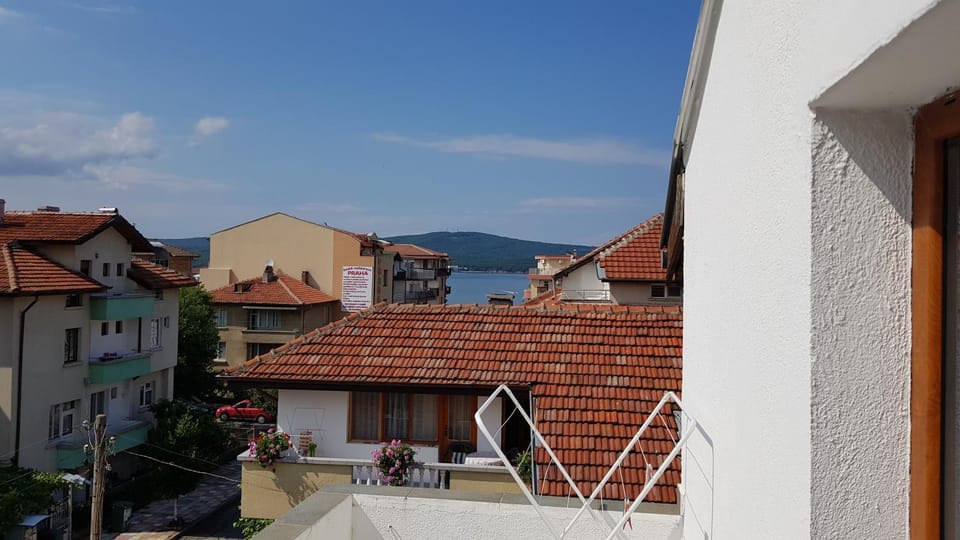 Guest House Trakia Primorsko Bed and Breakfast in Burgas Province