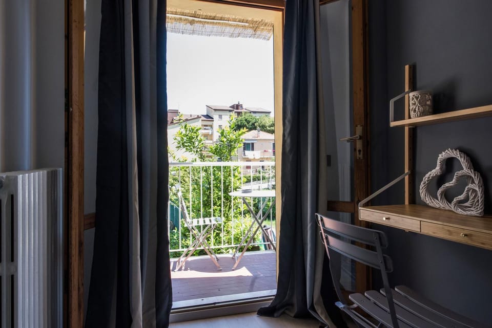 101 via esino Apartment in Marche