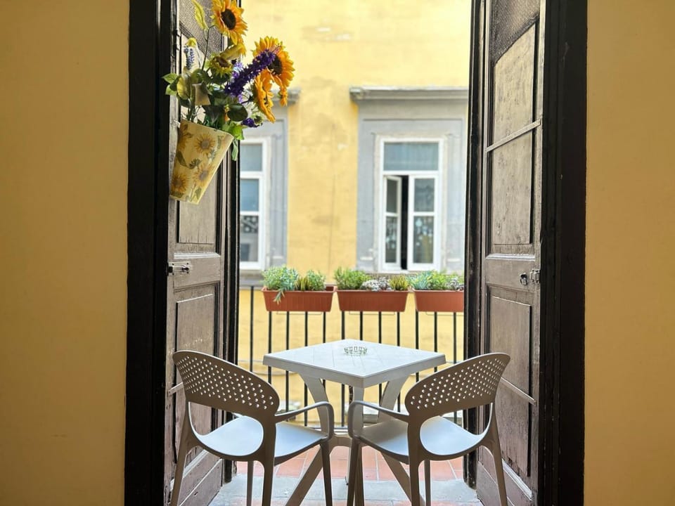 Patio, Day