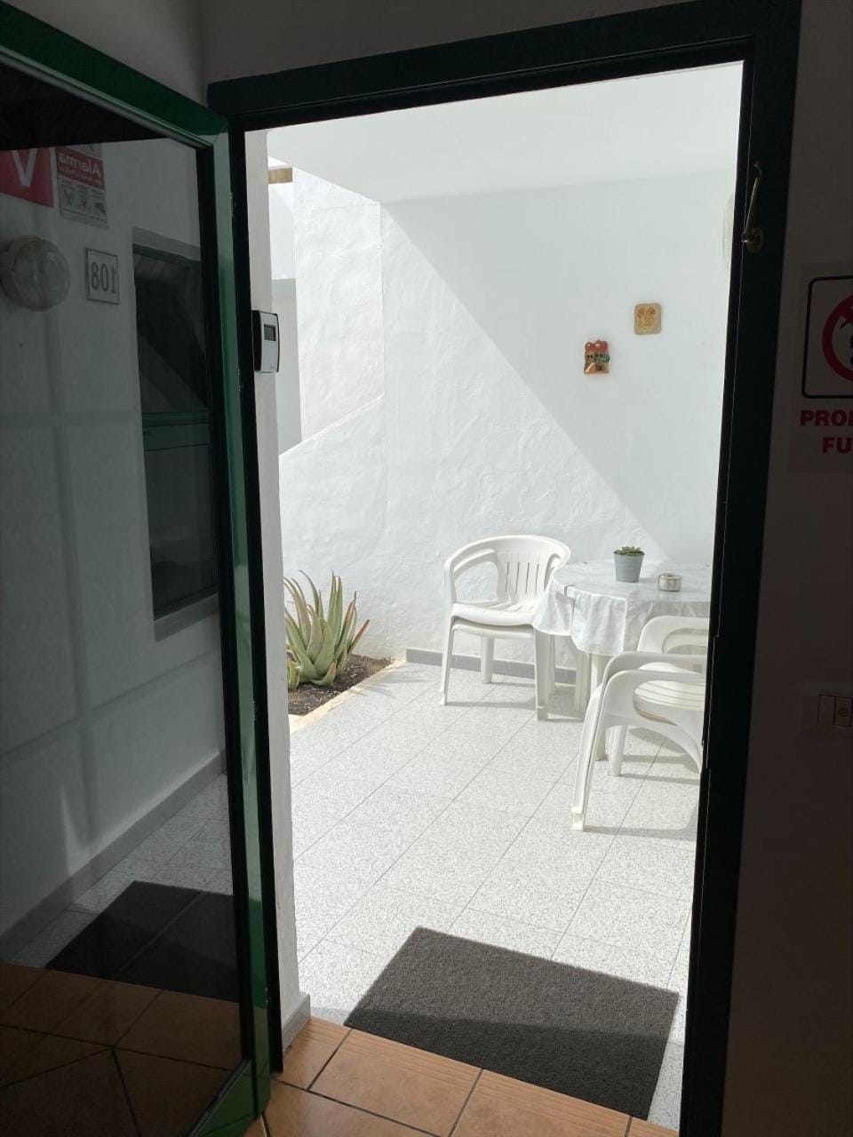 Facade/entrance