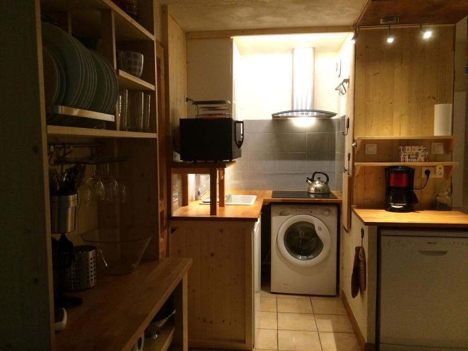 Kitchen or kitchenette, Photo of the whole room