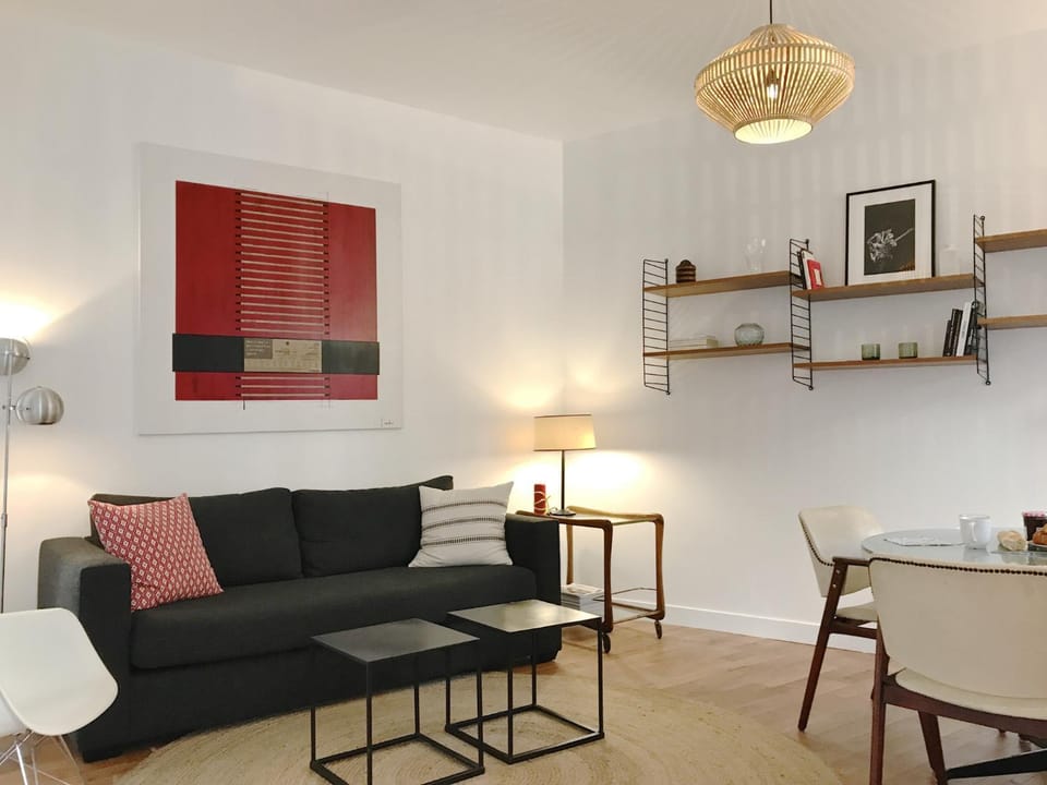 Communal lounge/ TV room, Living room